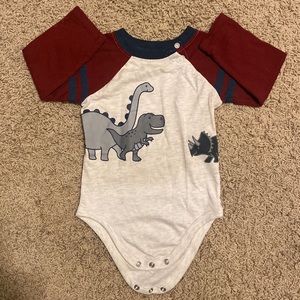 Garanimals boys size 18 months long sleeve dinosaur onesie